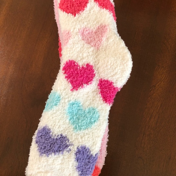 Hallmark Hearts Fuzzy Cozy Socks - Picture 3 of 4